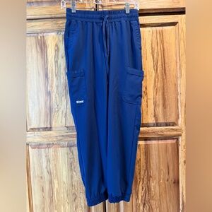 Like new Barco Evolve stretch navy blue scrub joggers size XS petite